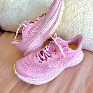Hoka Mach 6 Pink Twilight Lemonade